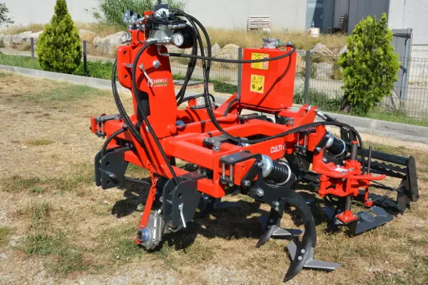 Interceps hydrauliques Gardell montés sur un Cultivigne